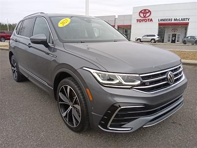 Used 2023 Volkswagen Tiguan - photo 1