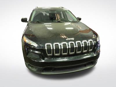 Used 2017 Jeep Cherokee - photo 2