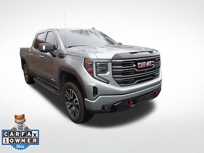 Used 2025 GMC Sierra 1500 - photo 1