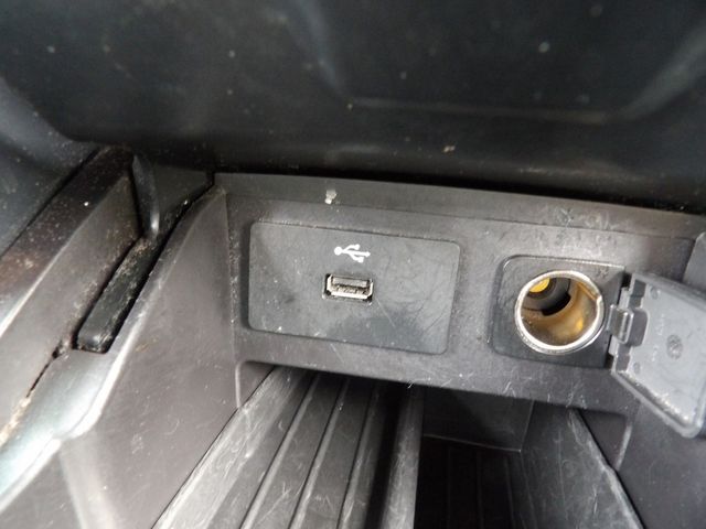 Used 2018 Ford Explorer - photo 3