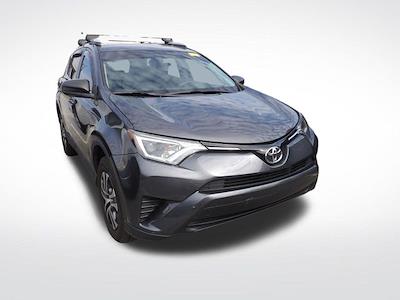 Used 2016 Toyota RAV4 - photo 2