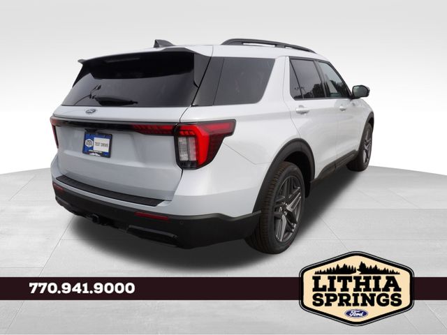 New 2026 Ford Explorer - photo 2