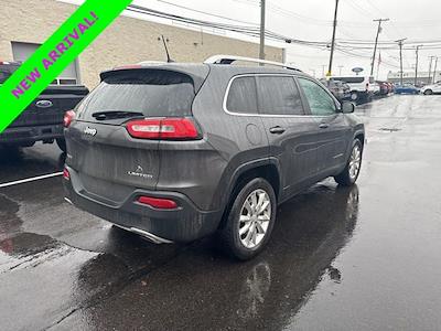 Used 2017 Jeep Cherokee - photo 1