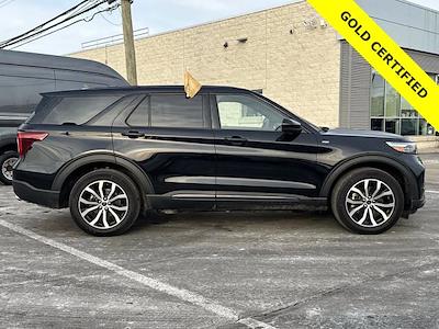 Used 2022 Ford Explorer - photo 1