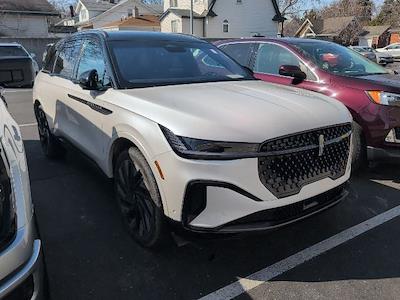 Used 2024 Lincoln Nautilus - photo 1