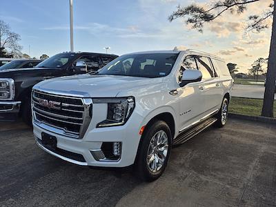 Used 2023 GMC Yukon XL - photo 1