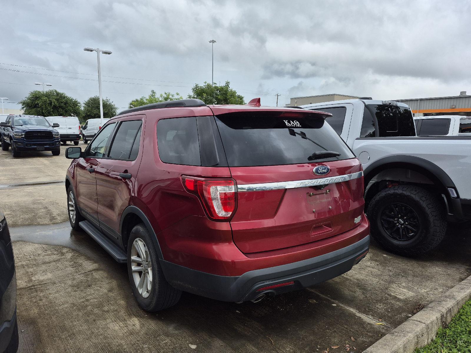 Used 2017 Ford Explorer - photo 6
