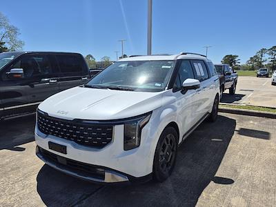 Used 2025 Kia Carnival - photo 1