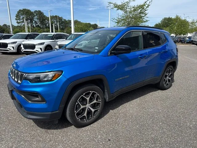 Used 2024 Jeep Compass - photo 14