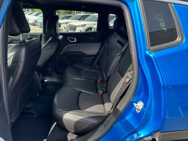 Used 2024 Jeep Compass - photo 17
