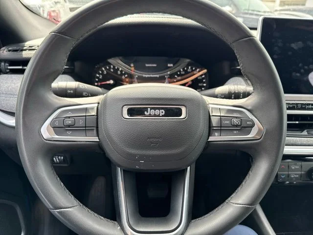 Used 2024 Jeep Compass - photo 19