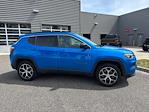 2024 Jeep Compass 4WD SUV for sale #F606554 - photo 2