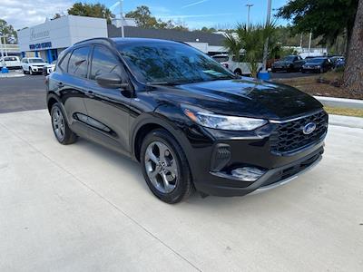 Used 2025 Ford Escape - photo 1