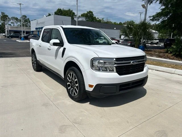 Used 2022 Ford Maverick - photo 1