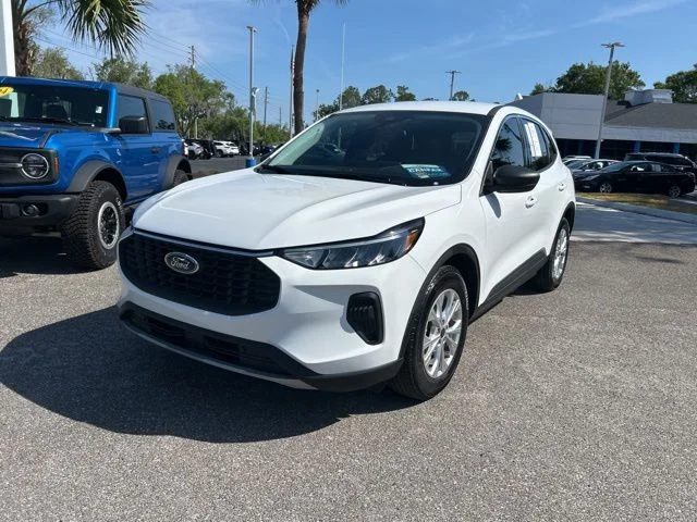 Used 2024 Ford Escape - photo 9