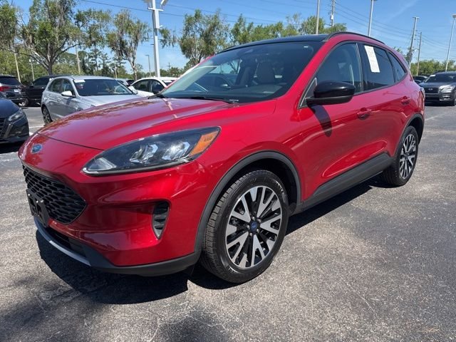 Used 2020 Ford Escape - photo 12