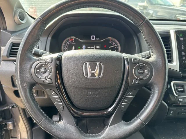 Used 2016 Honda Pilot - photo 21