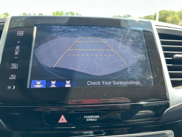 Used 2016 Honda Pilot - photo 1