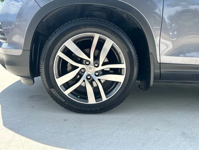 Used 2016 Honda Pilot - photo 11