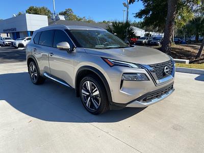 Used 2022 Nissan Rogue - photo 1