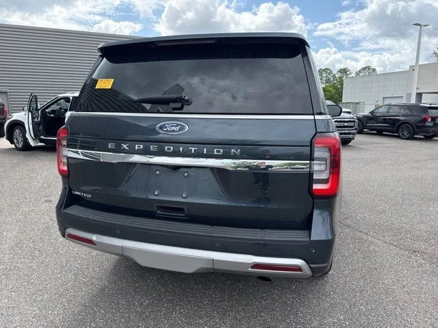 Used 2024 Ford Expedition - photo 9