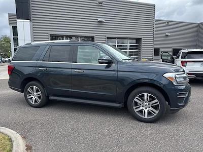 Used 2024 Ford Expedition - photo 2