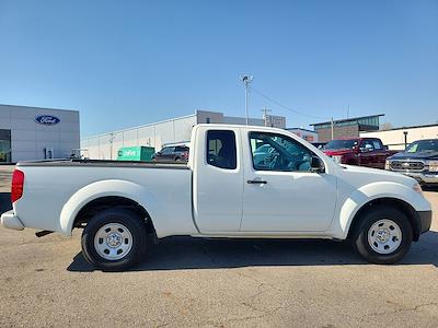 Used 2017 Nissan Frontier - photo 1