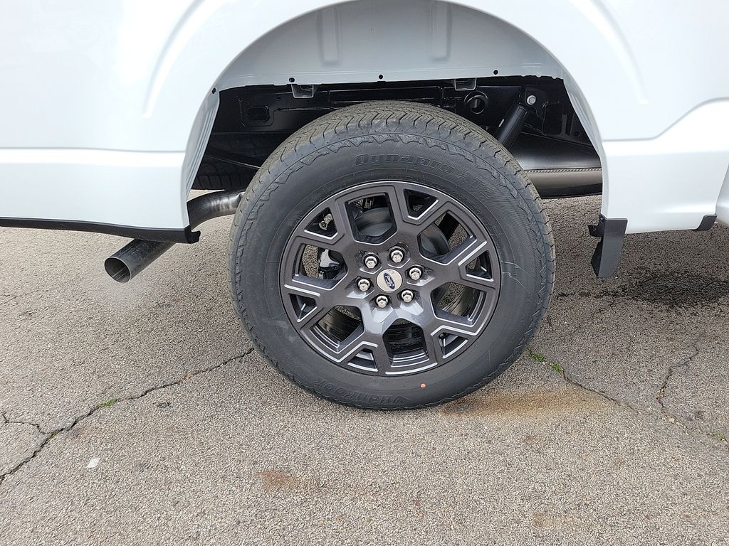 New 2026 Ford F-150 - photo 9