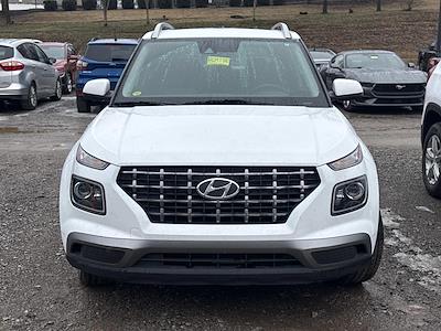 Used 2021 Hyundai Venue - photo 1