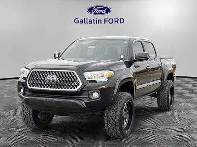 Used 2020 Toyota Tacoma - photo 1