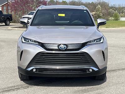 Used 2023 Toyota Venza - photo 1