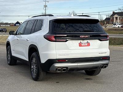 Used 2025 GMC Acadia - photo 1