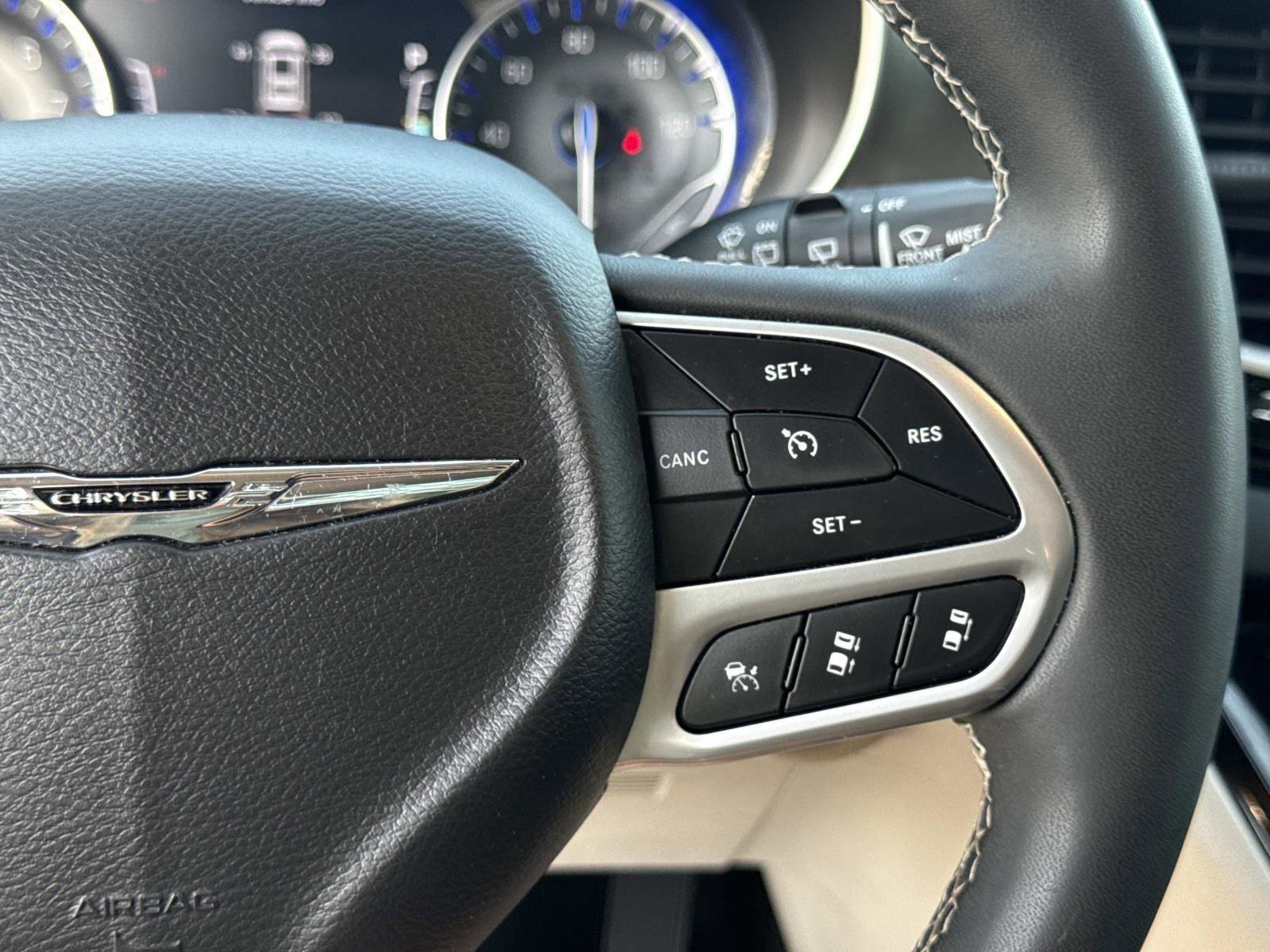 Used 2024 Chrysler Pacifica - photo 21