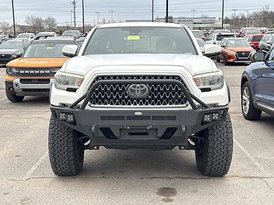 Used 2018 Toyota Tacoma - photo 1