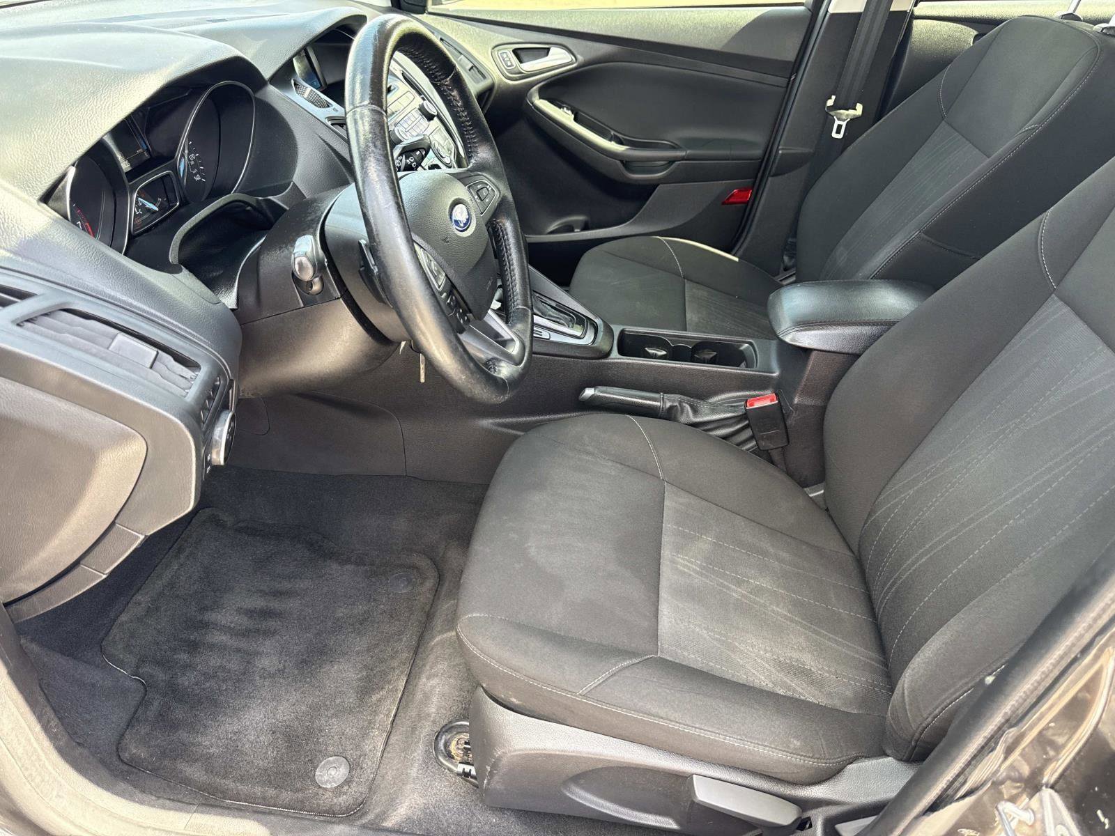 Used 2015 Ford Focus - photo 9