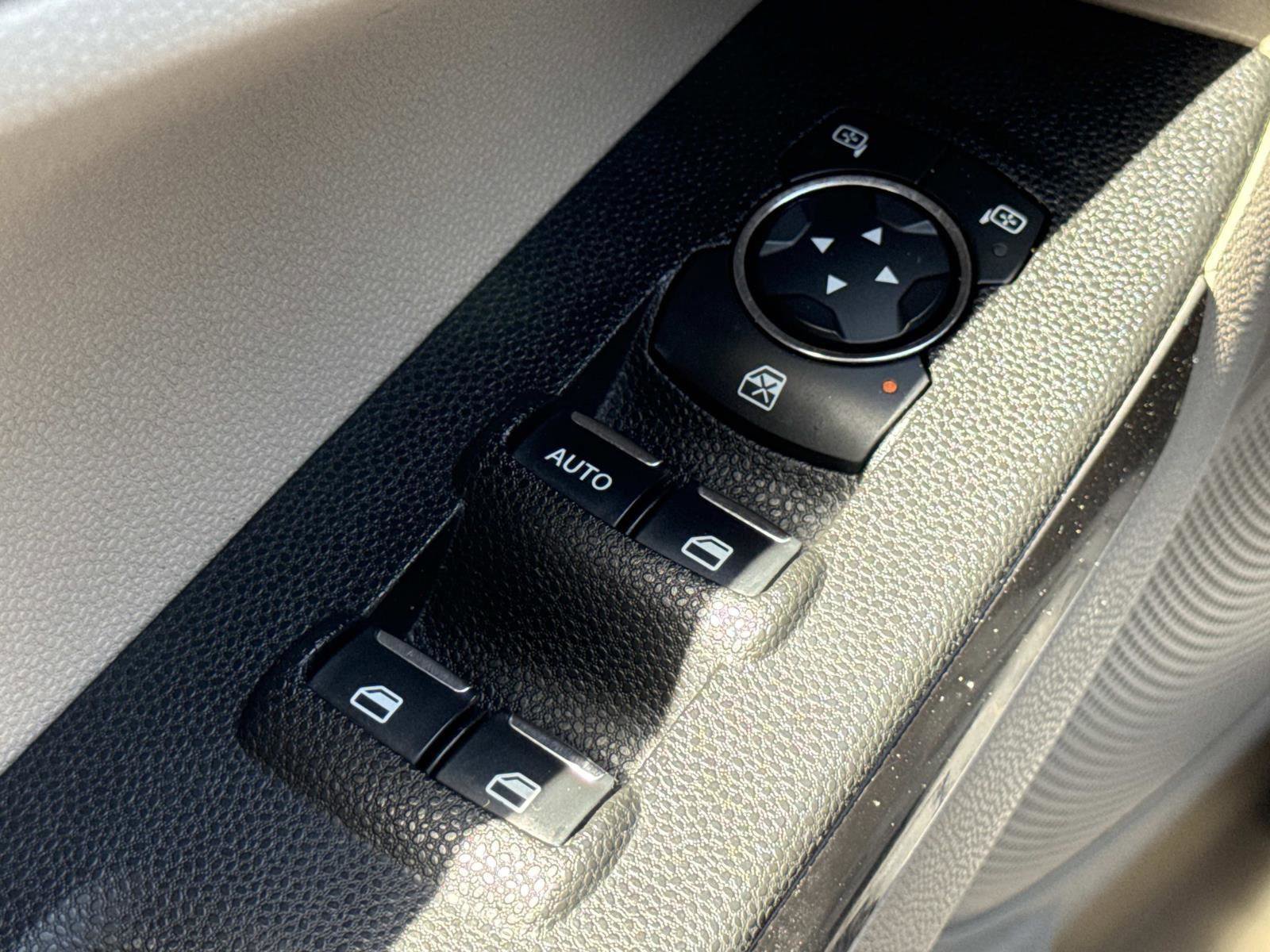 Used 2021 Ford EcoSport - photo 28