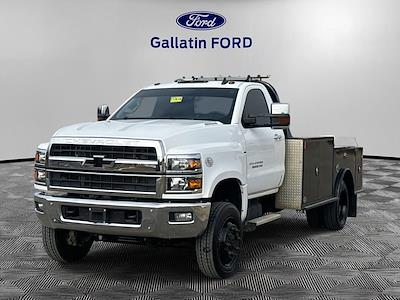 Used 2022 Chevrolet Silverado 5500 - photo 1