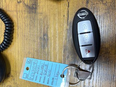 Used 2021 Nissan Rogue - photo 1