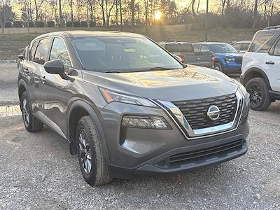 Used 2021 Nissan Rogue - photo 1