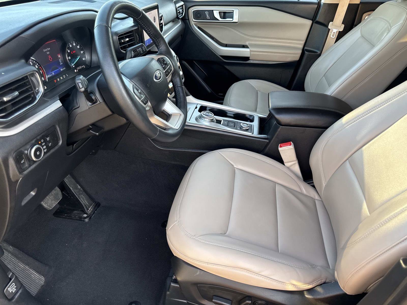Used 2024 Ford Explorer - photo 15