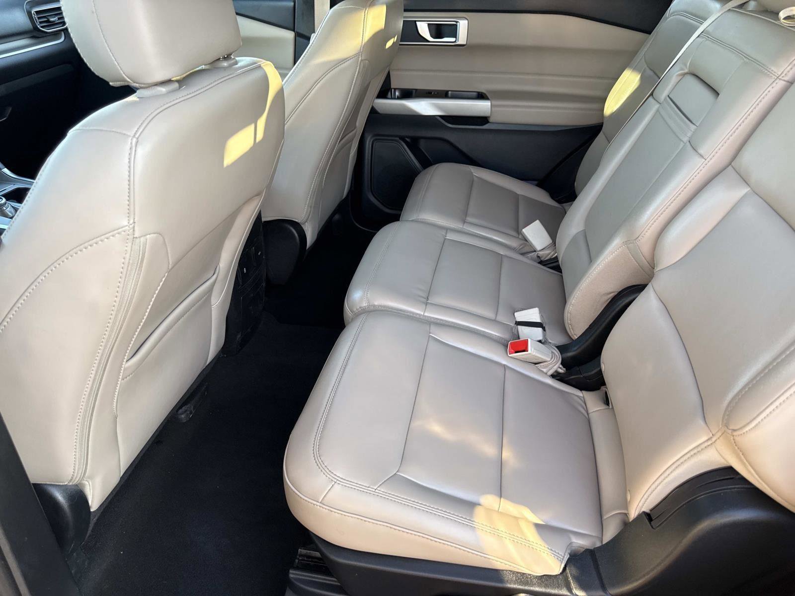 Used 2024 Ford Explorer - photo 17