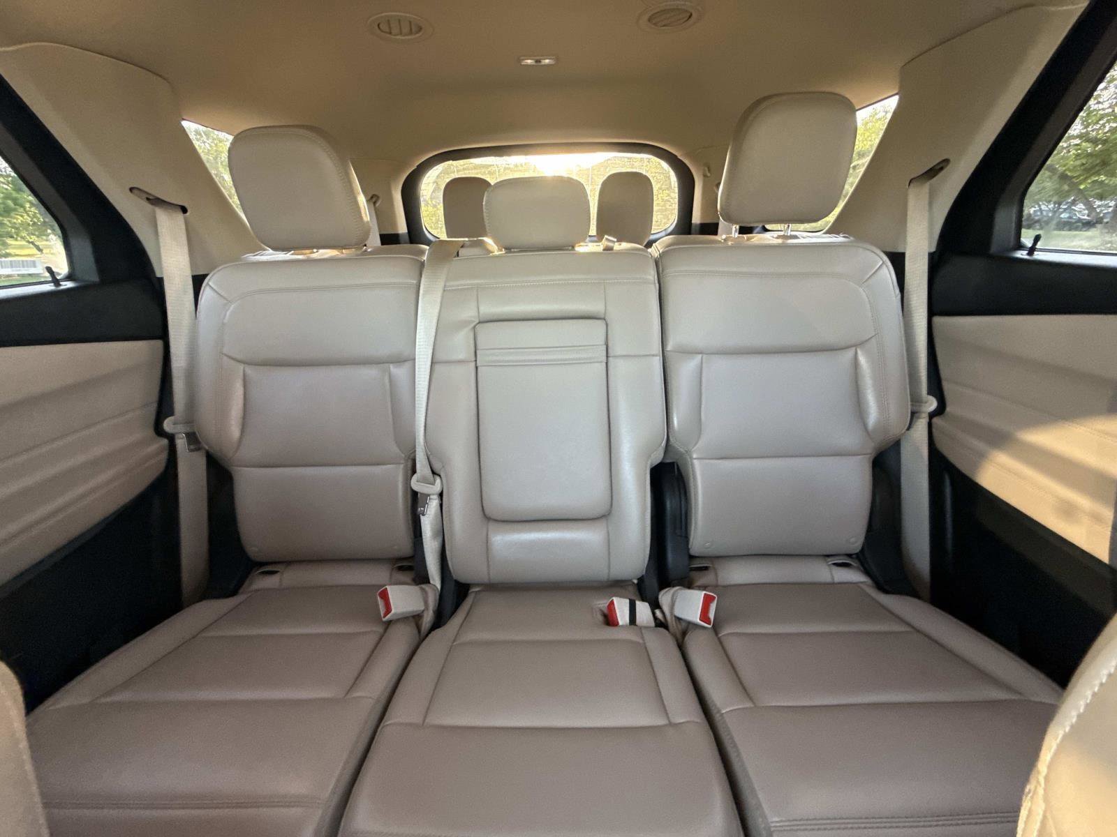 Used 2024 Ford Explorer - photo 19