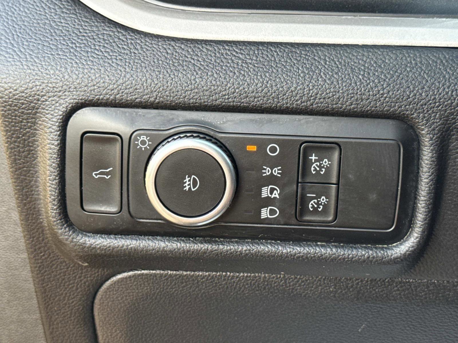 Used 2024 Ford Explorer - photo 20