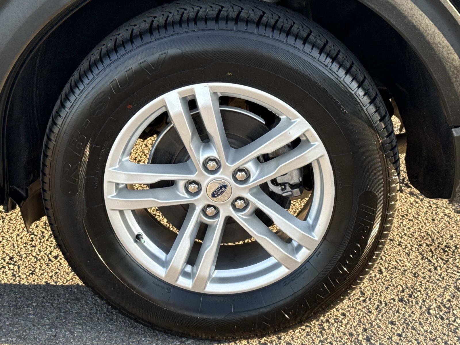 Used 2024 Ford Explorer - photo 10