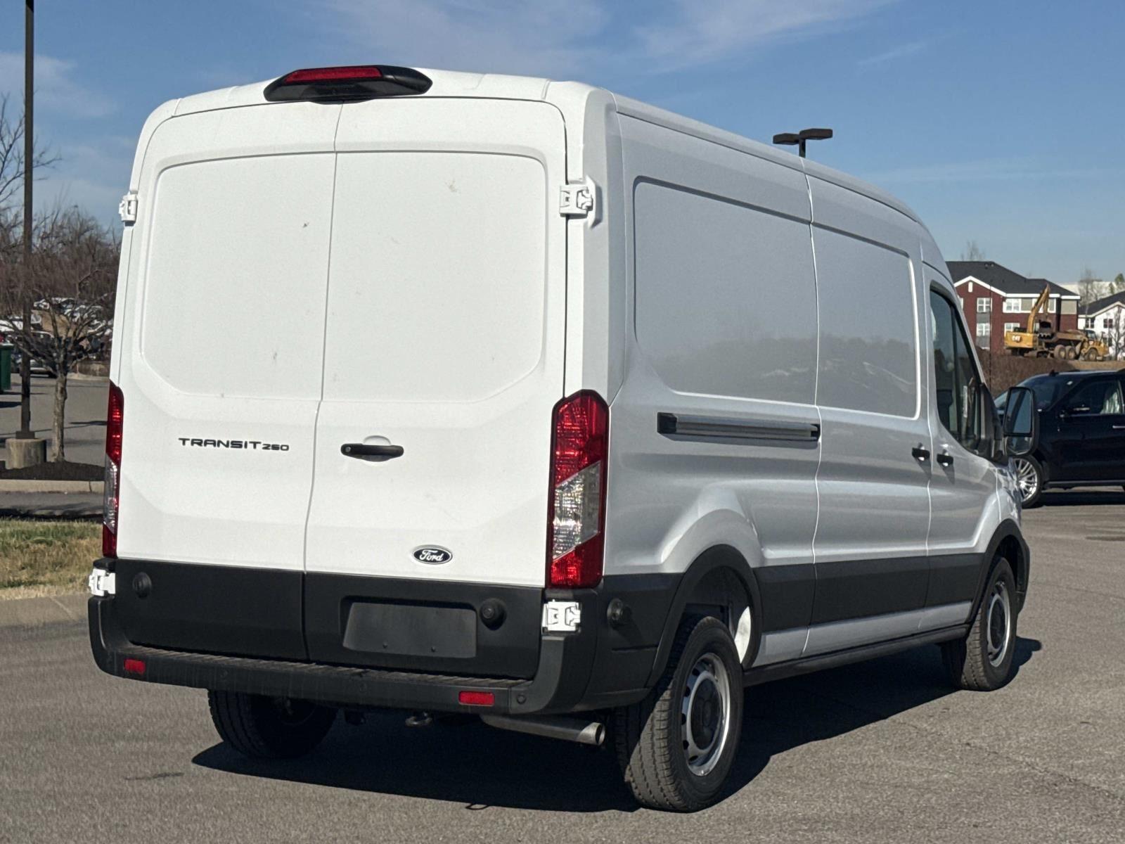 New 2026 Ford Transit 250 - photo 10