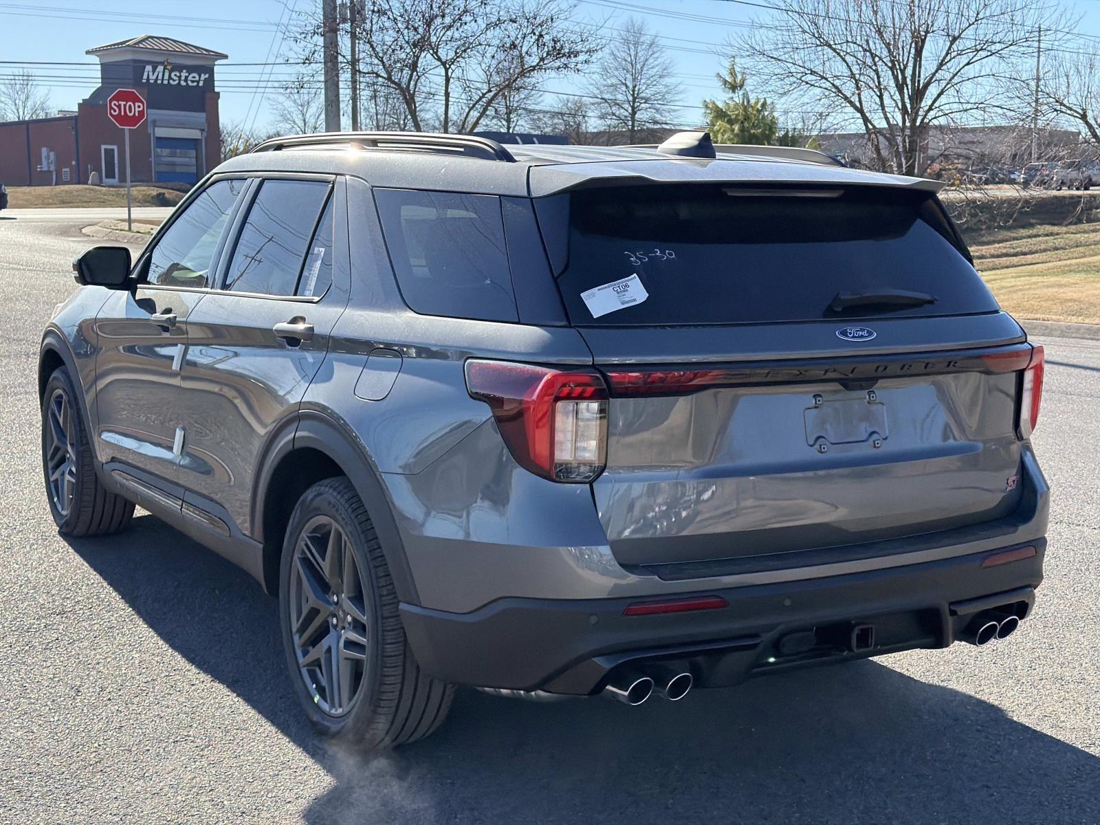 New 2026 Ford Explorer - photo 5