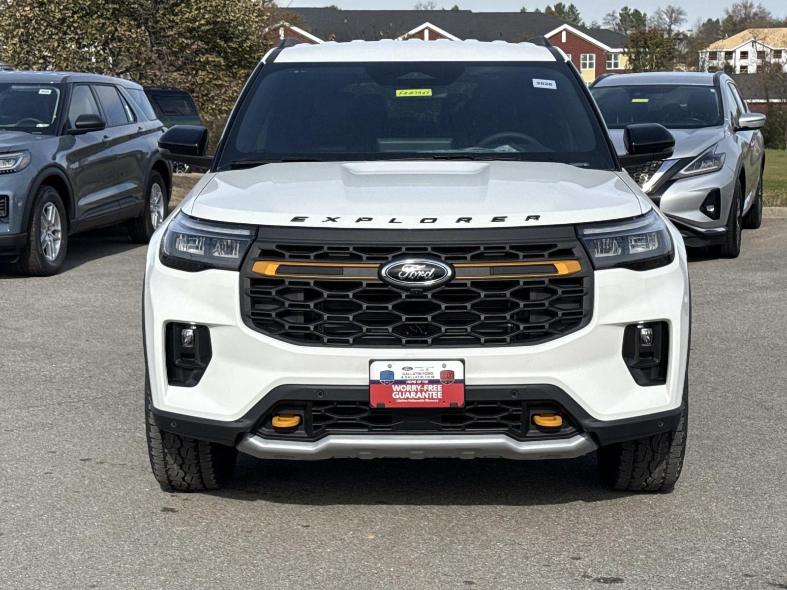 New 2026 Ford Explorer - photo 2
