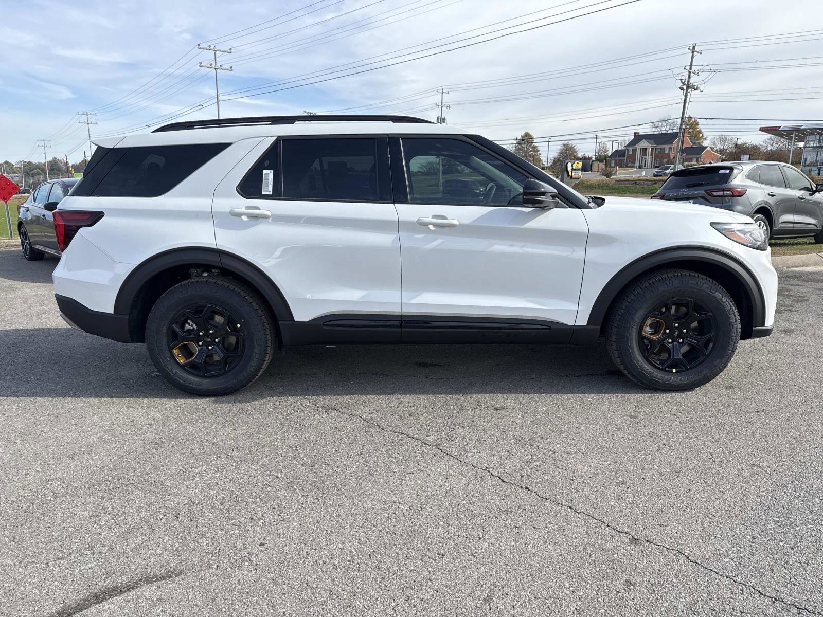 New 2026 Ford Explorer - photo 6