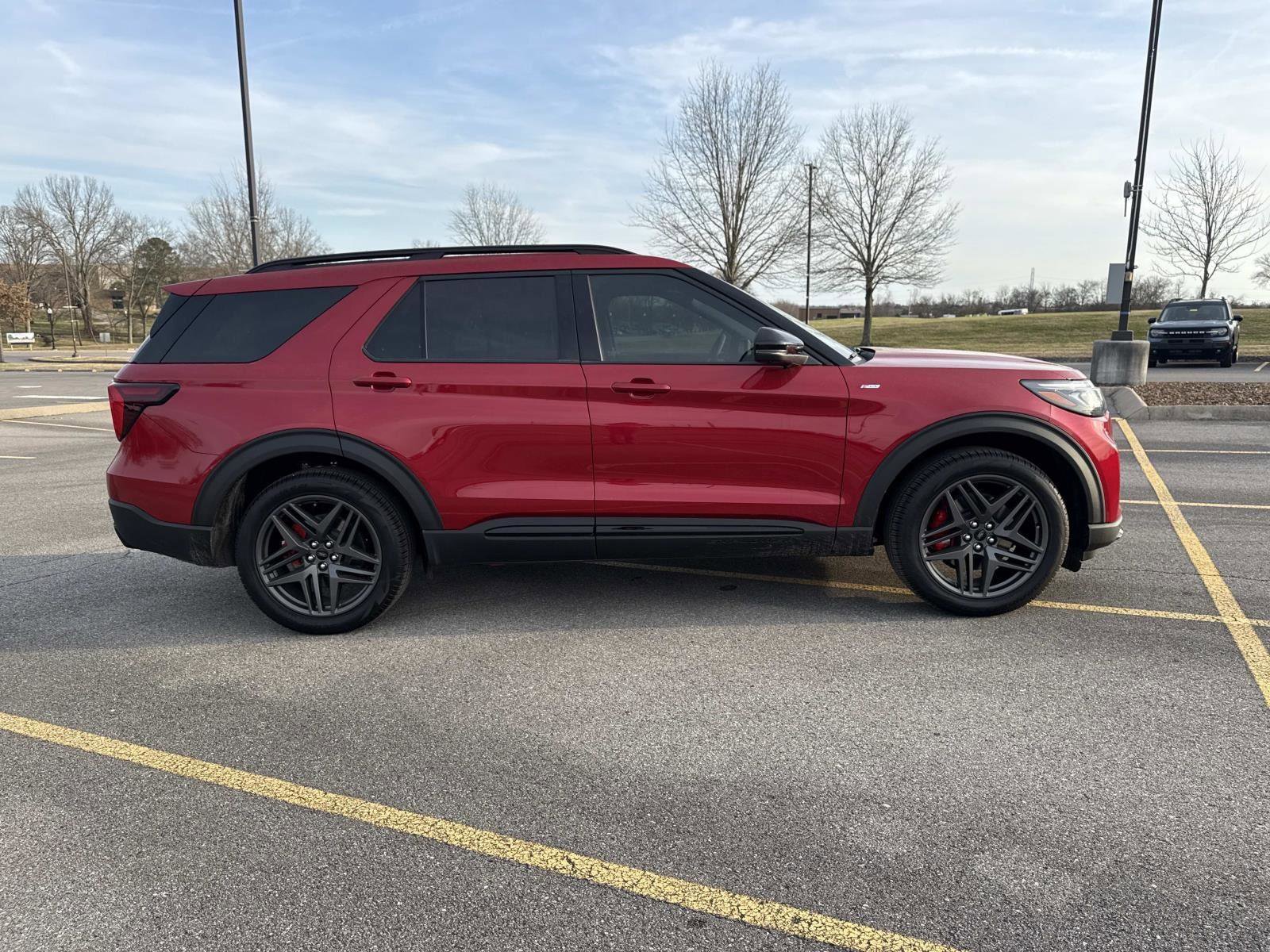 Used 2026 Ford Explorer - photo 6