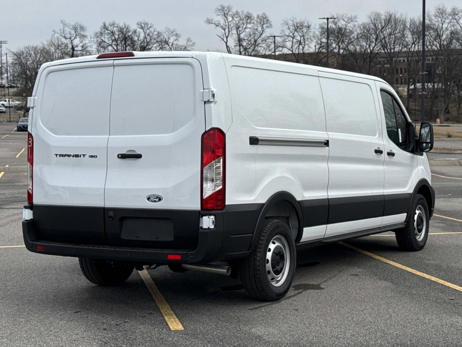 New 2026 Ford Transit 150 - photo 8
